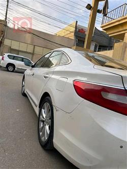 هيونداي أزيرا